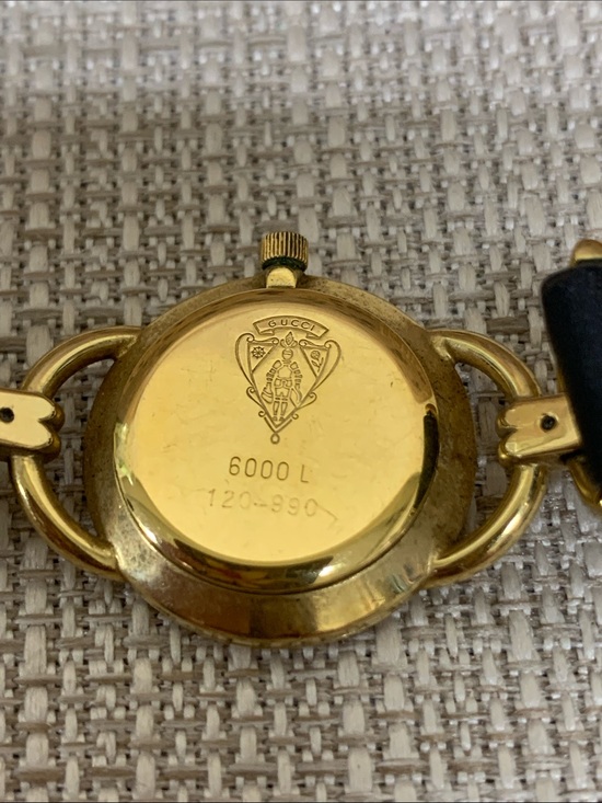 GUCCI 6000L Vintage Ladies Black and Gold   Watch Leather Strap New Battery main image 13